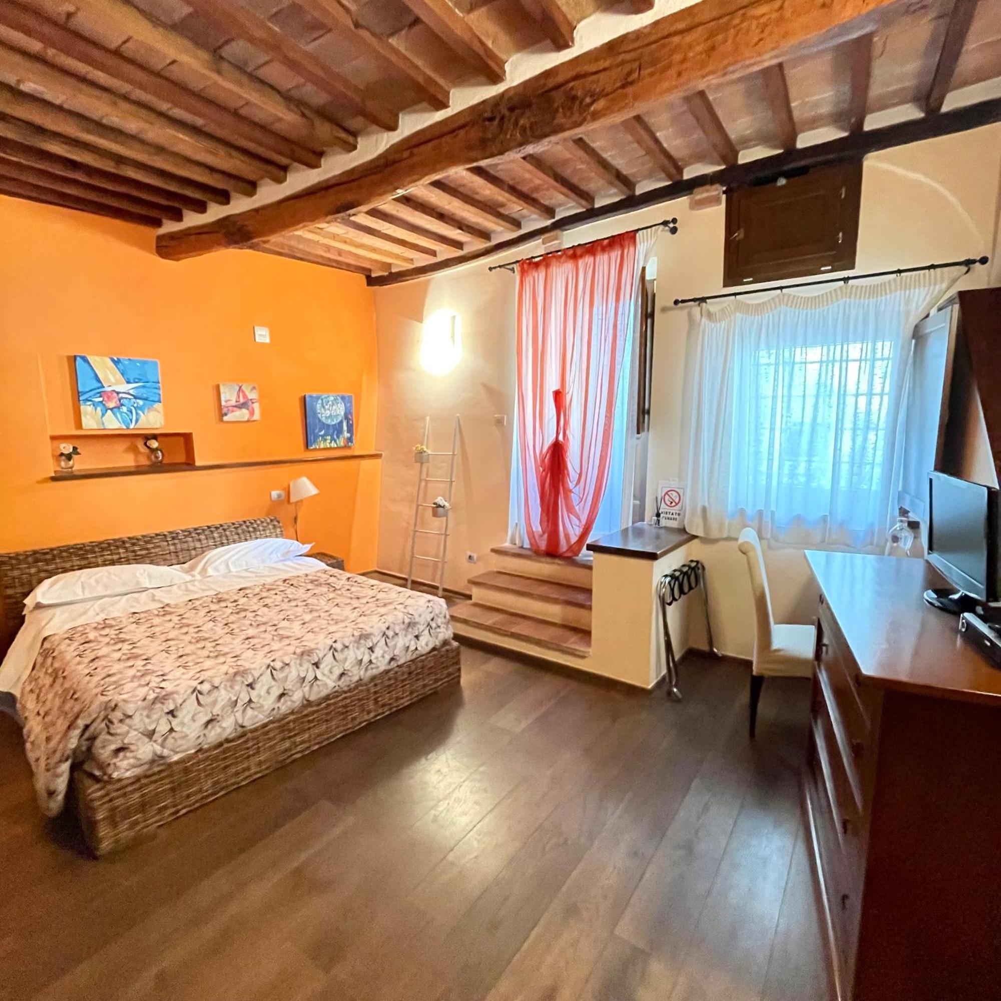Dimora Del Corso Di Montepulciano Apartment Exterior photo