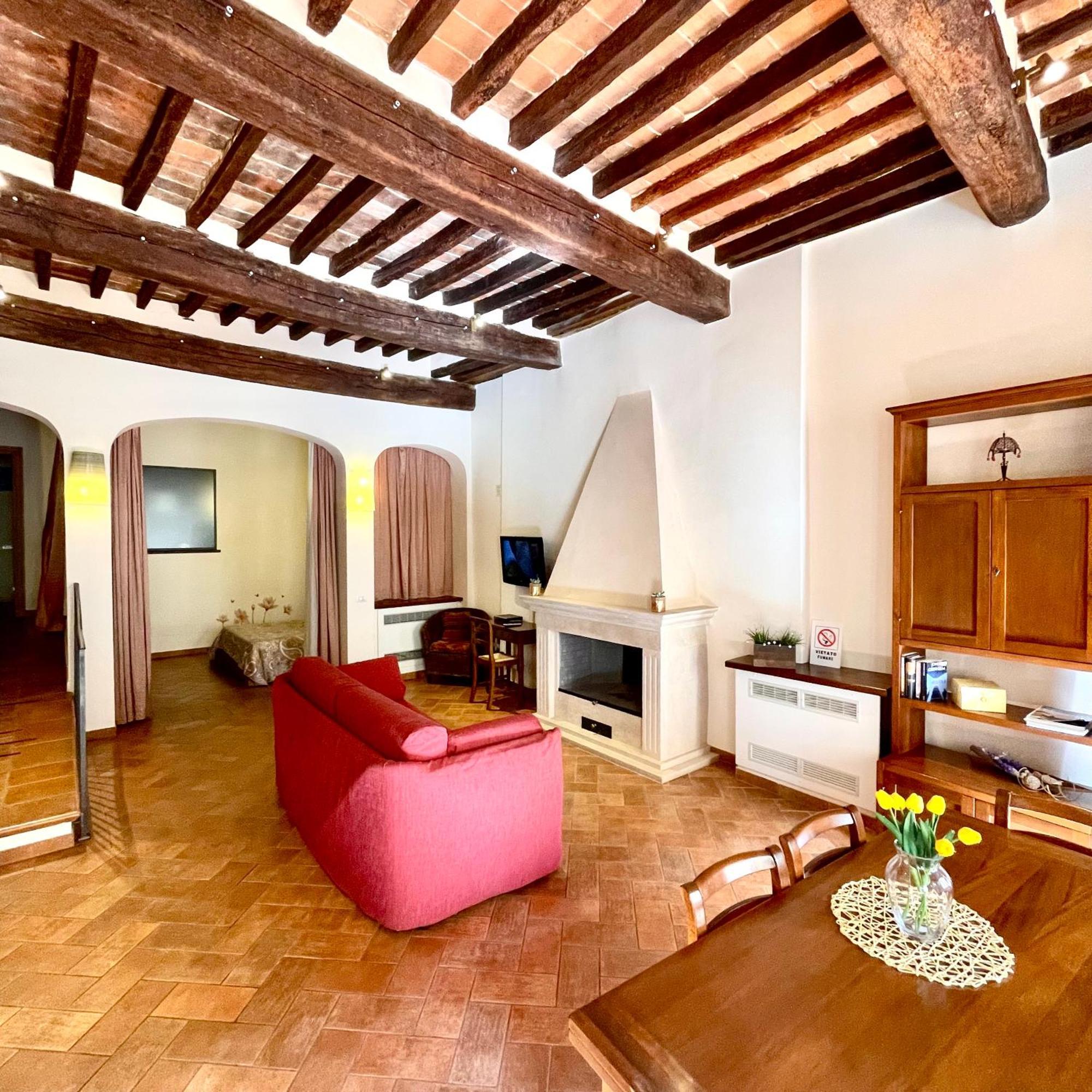 Dimora Del Corso Di Montepulciano Apartment Exterior photo